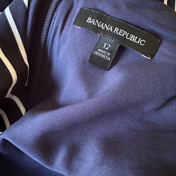 Banana Republic Wide-Leg Cropped Jumpsuit - Picture 12 of 13